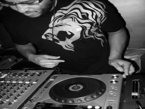 DJ MKL